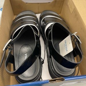 Arizona Jean co wedge sandal brand new in box never worn